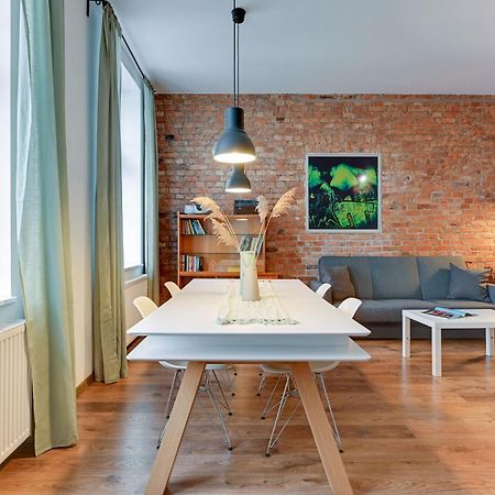 City Center, Art House & Family Stay By Downtown Apartments Gdansk Bagian luar foto
