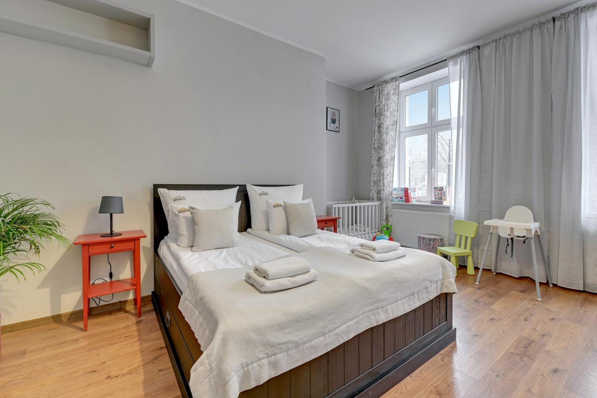City Center, Art House & Family Stay By Downtown Apartments Gdansk Bagian luar foto